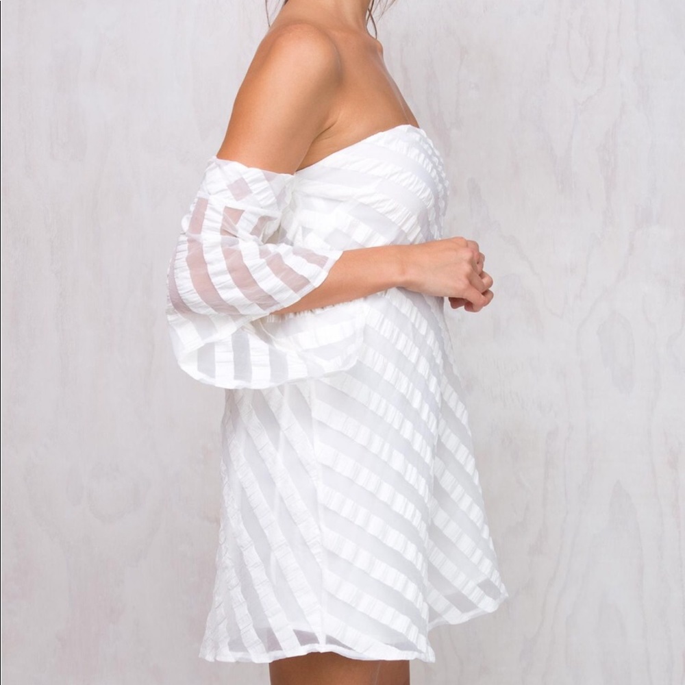 ✨NWT Princess Polly Off The Shoulder Dress✨ - Picture 2 of 4